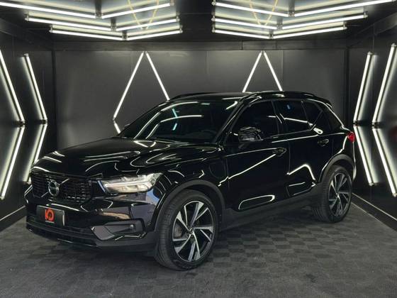 VOLVO XC40 1.5 T5 RECHARGE R-DESIGN GEARTRONIC VOLVO XC40 1.5 T5 RECHARGE R-DESIGN GEARTRONIC